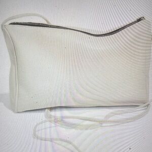 VINTAGE COACH White Slim Zip Leather Crossbody creed: 0064 116